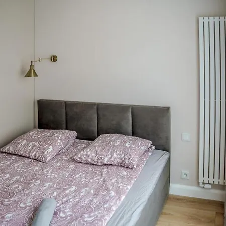 Apartment Bright And Cozy-golden Apartments-city Center&s37 *
